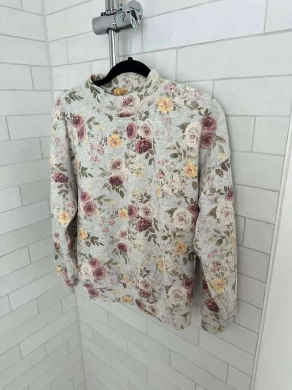 Abercrombie & Fitch Floral Mock Neck Sweatshirt - Ivory with Pink & Yellow Roses